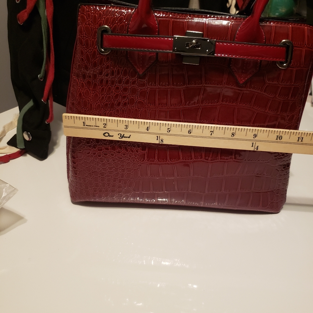 Handbag - Picture 6 of 6